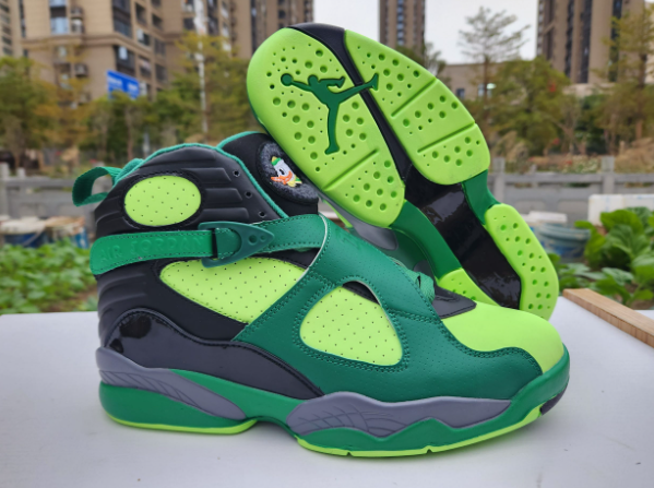 Air Jordan 8 University of Oregon PE Gorge Green