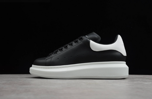Alexander McQueen Oversized Black/White