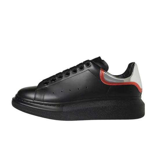 Alexander McQueen Oversized  Black Silver Welsh Red