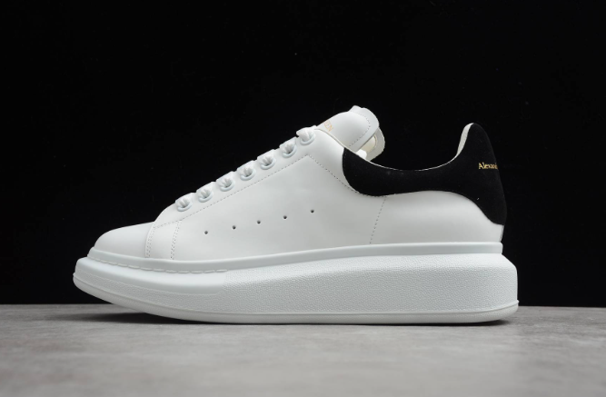 Alexander McQueen Oversized White/Black Suede